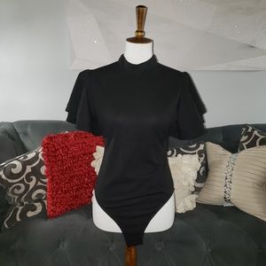 Ruffle sleeve black body suit